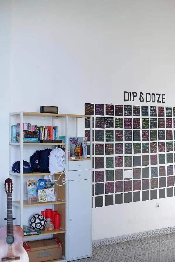 Albergue Dip & Doze Living Canggu