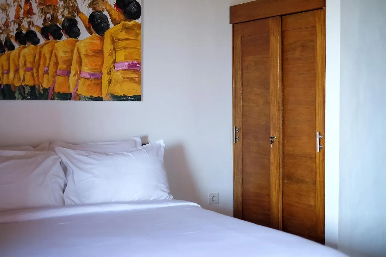 Albergue Dip & Doze Living Canggu 0*,