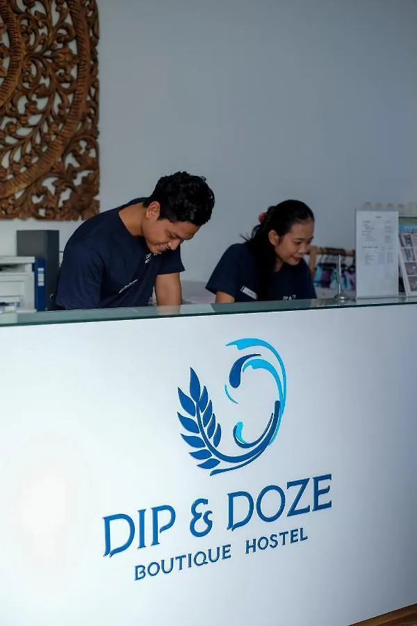 Dip & Doze Boutique Hostel Canggu